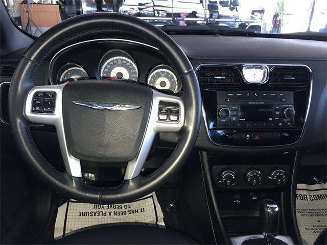 Chrysler 200 2012 photo 26